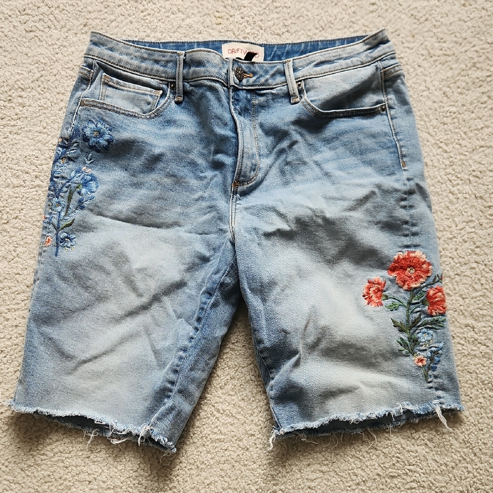 Sundance Driftwood Floral Denim Short JILL SZ 29
